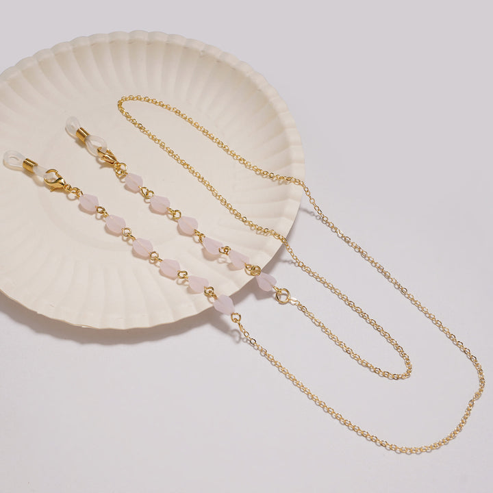 Elegant Beaded Eyewear Chain Stornfield