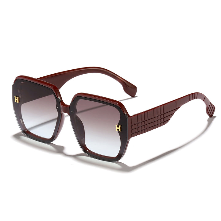 Women's fashionable sunglasses with square frame and trendy lenses Stornfield