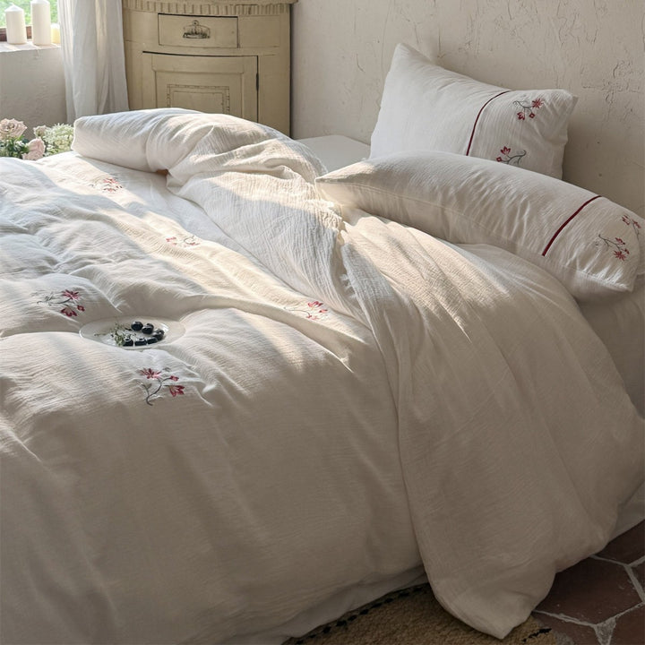 Embroidered Cotton Gauze Duvet Cover Set with Floral Motif and Envelope Pillow Shams