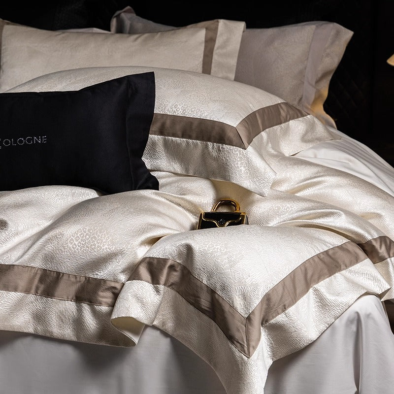 Luxury Jacquard Duvet Cover Set with Satin Border