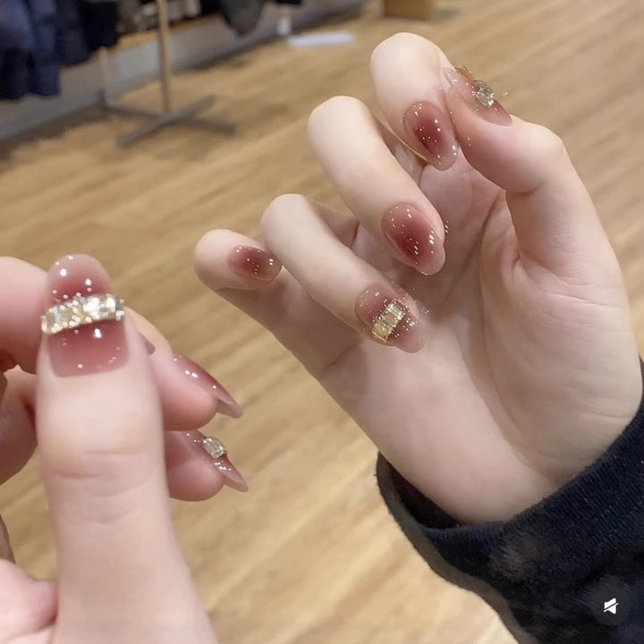 Luxury Decorative Press-On Nail Set Stornfield