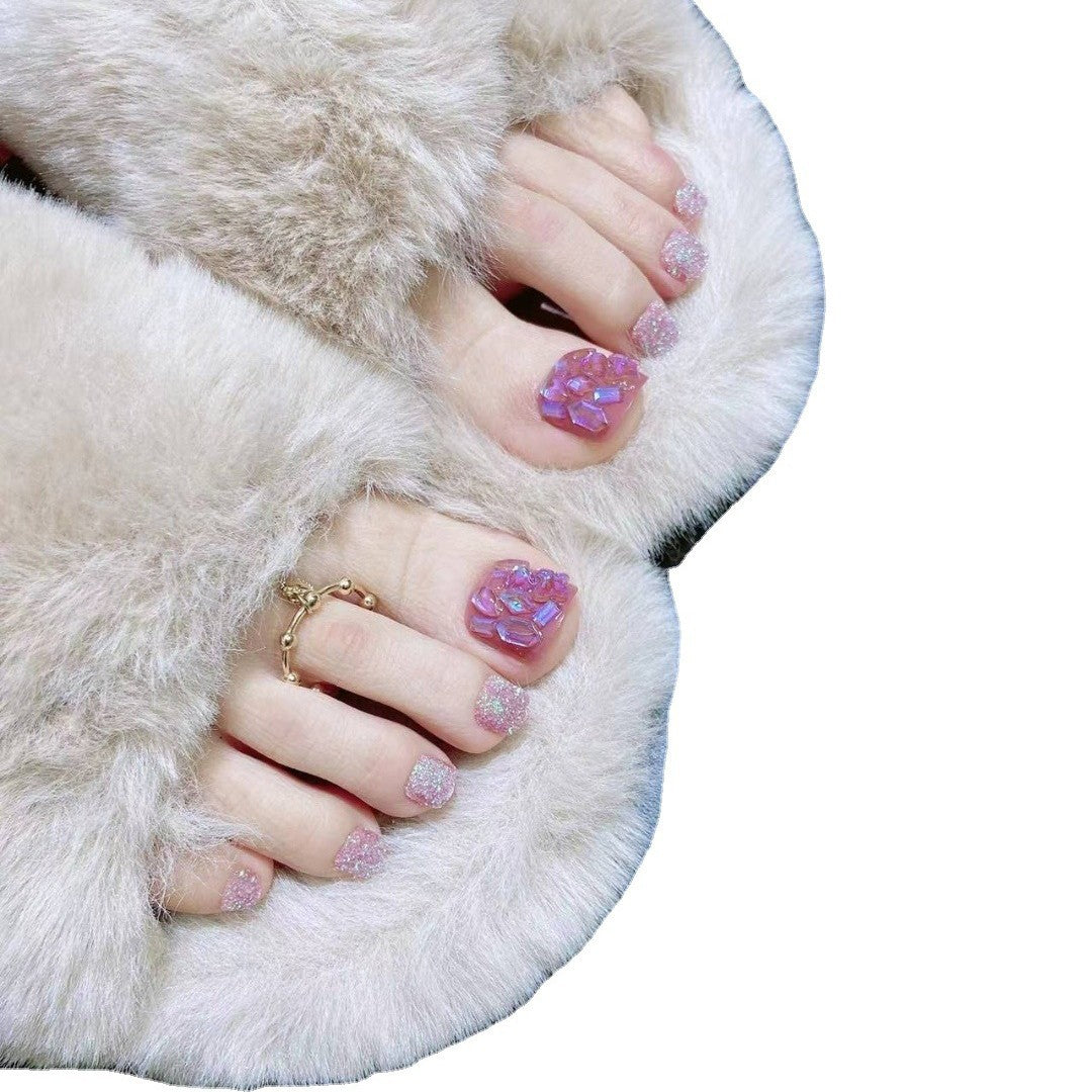 Artful house shoe nail art Stornfield