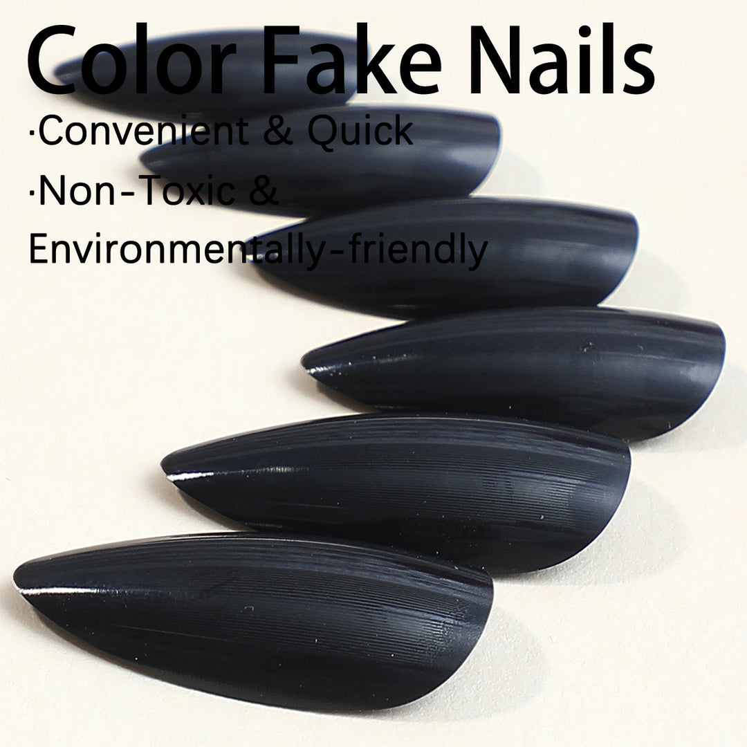 Artificial nail set with stylish, pointed design Stornfield