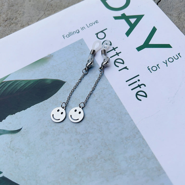 Cheerful Charm Eyewear Chain Stornfield