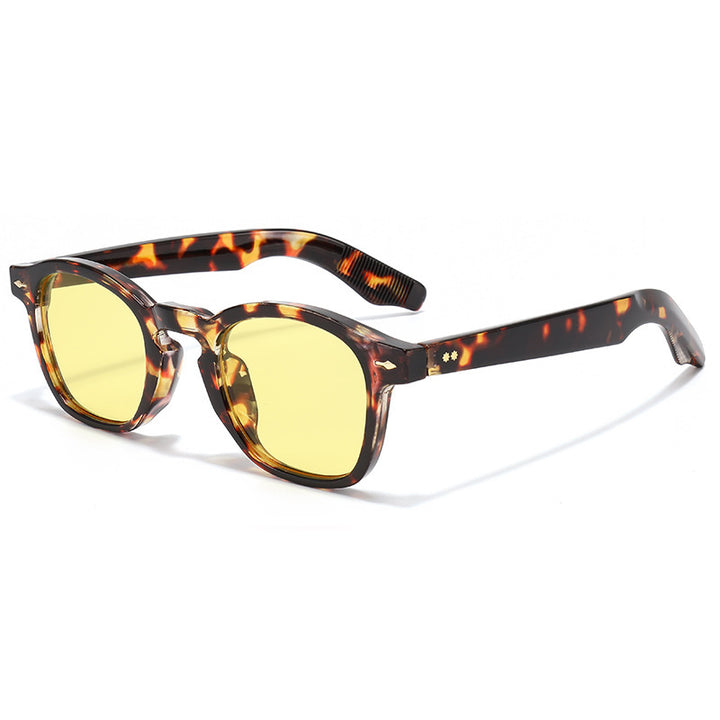 Vintage-Inspired Tortoiseshell Sunglasses Stornfield