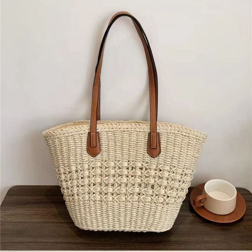 Braided tote bag with leather accents Stornfield