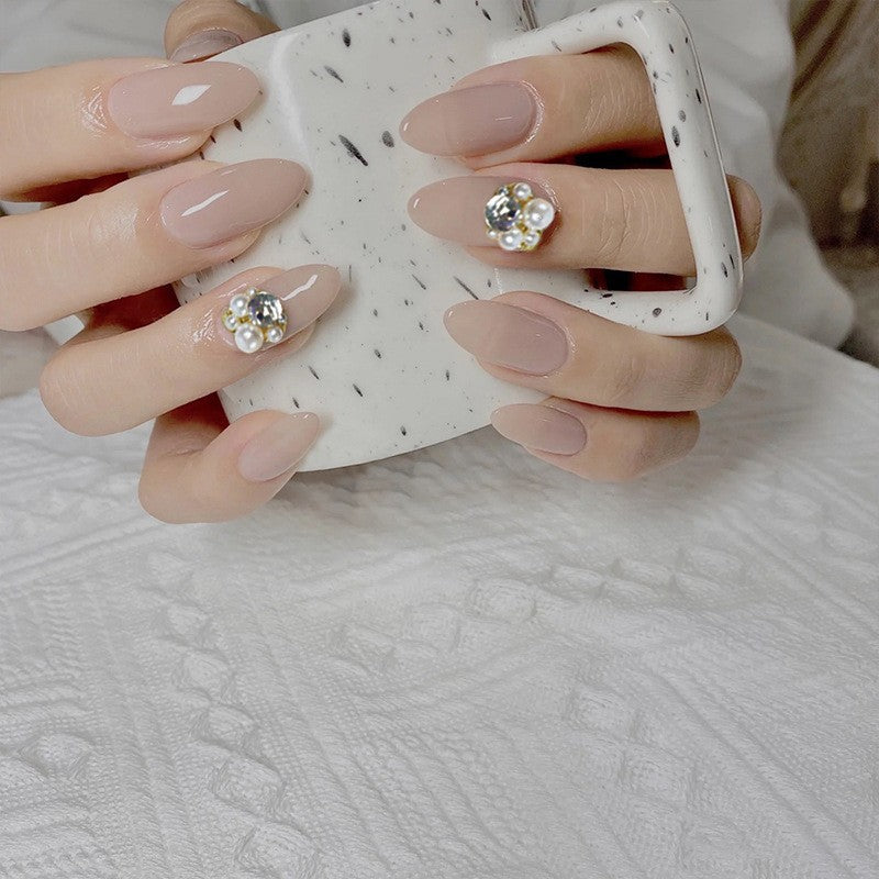 Artificial nail set with elegant pearl design and high-gloss surface Stornfield