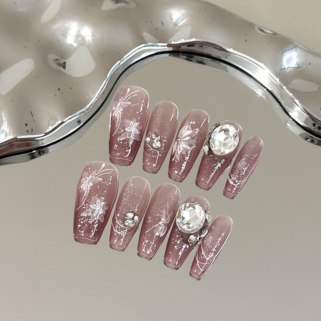 Sparkling Floral Pattern Press-On Nail Set
