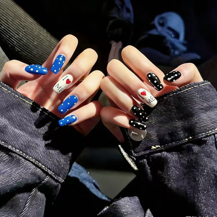 Whimsical Bear-Themed Press-On Nail Art Kit Stornfield
