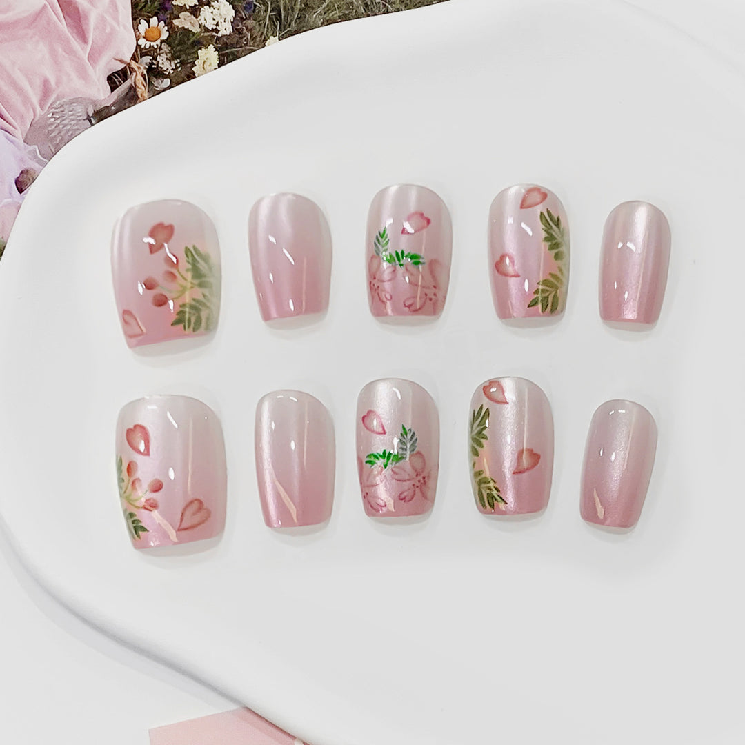 Artistic artificial nails with floral motifs Stornfield