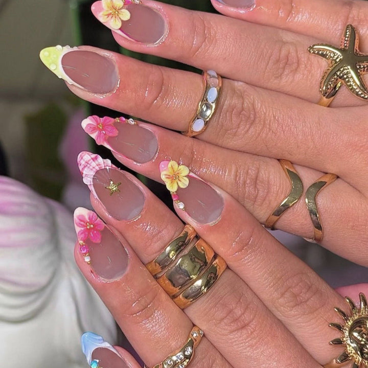 Decorative Floral Nail Enhancements Stornfield