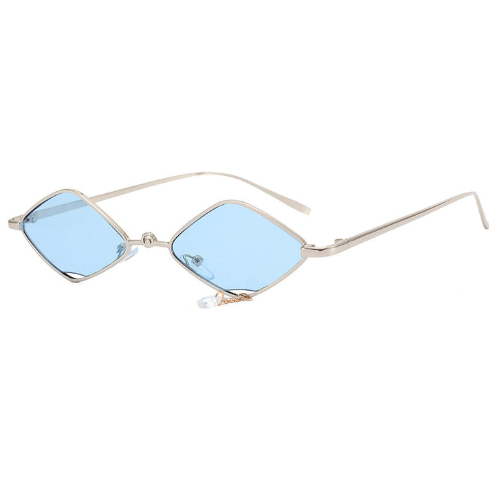 Ladies fashionable sunglasses with faceted frame Stornfield