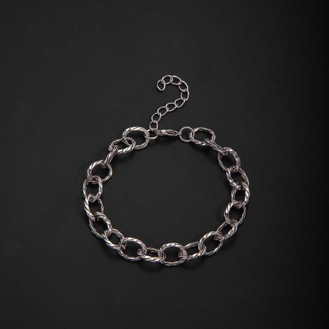 Interlaced Metal Link Bracelet Stornfield