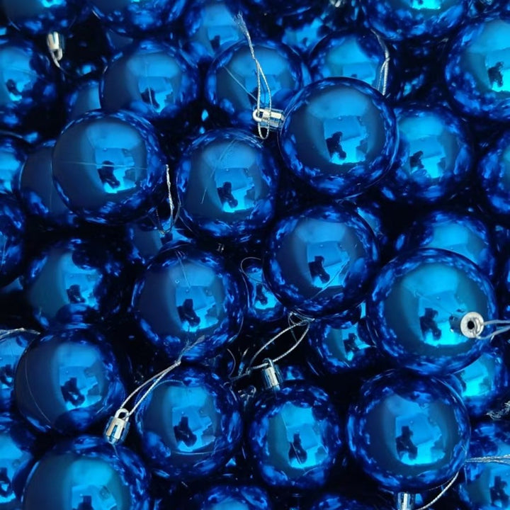 Sparkling Decorative Christmas Baubles Stornfield