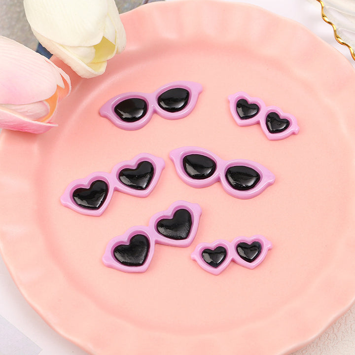 Decorative Heart-Shaped Sunglasses Clips Stornfield