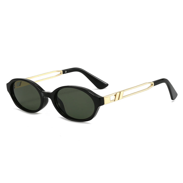 Women Elegant Sunglasses in luxurious tortoiseshell design with golden metal accents Stornfield