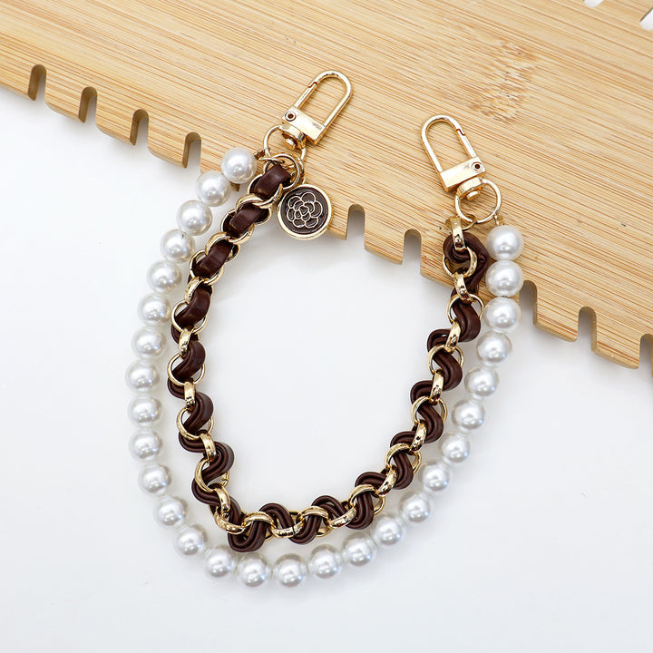Chic Pearl-Chain Eyewear Holder Stornfield