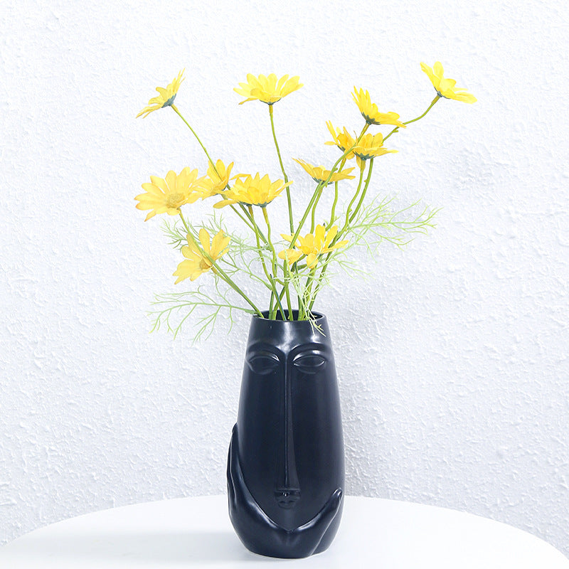 Artistic Face-Shaped Ceramic Vase Stornfeild