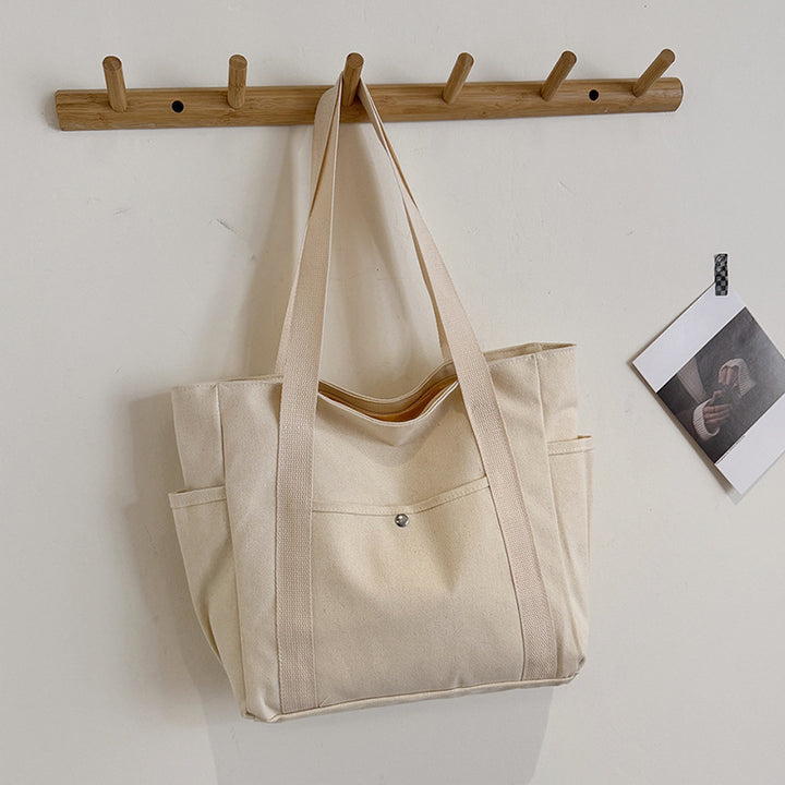 Everyday tote with practical compartments Stornfield