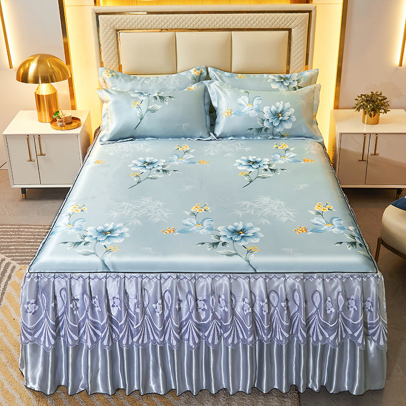 Ladies daybed cover with playful bear motif Stornfield