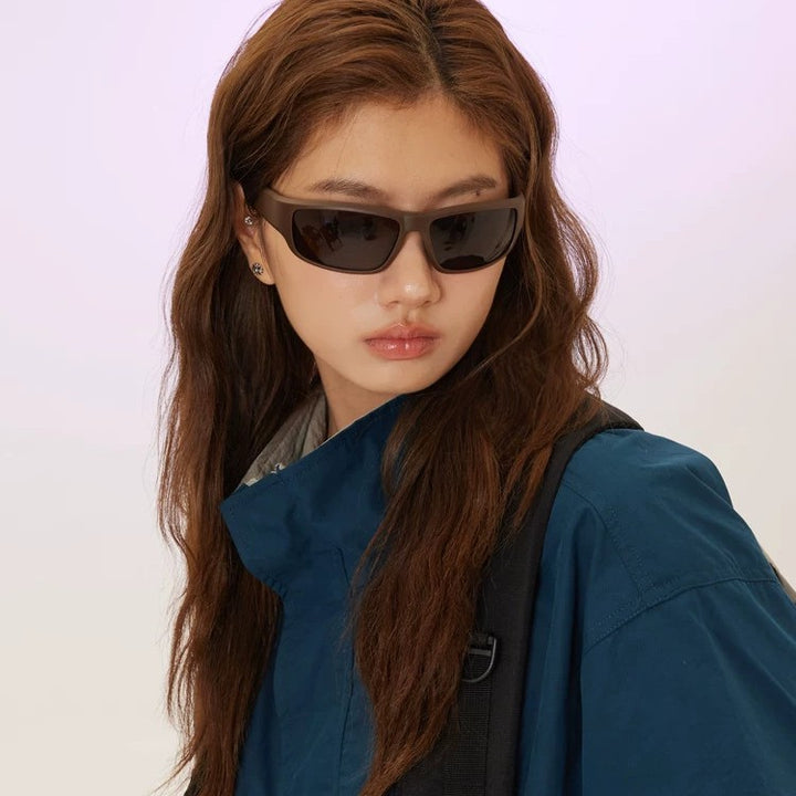 Women's sporty sunglasses with sturdy frame and polarized lenses Stornfield