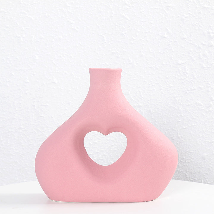 Heart-Shaped Decorative Ceramic Vase Stornfeild