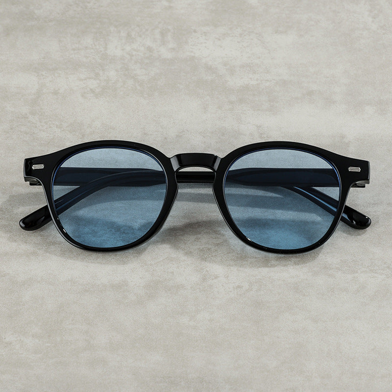Vintage-Inspired Round Frame Sunglasses Stornfield