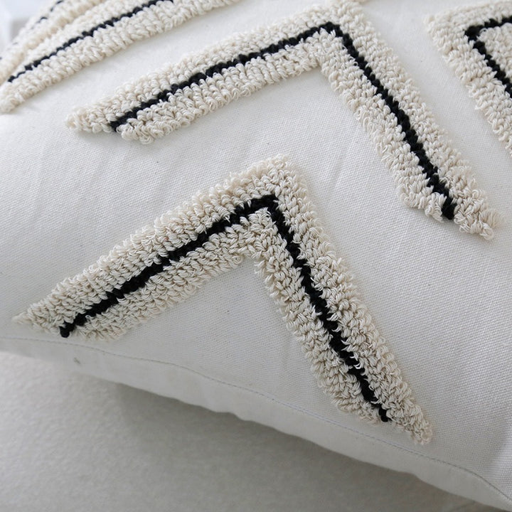 Women’s cushion cover with artistic fringe pattern Stornfield