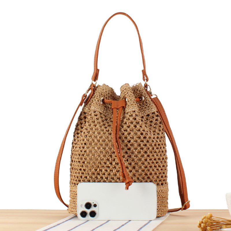 Braided Bucket Bag Made of Natural Material Stornfield