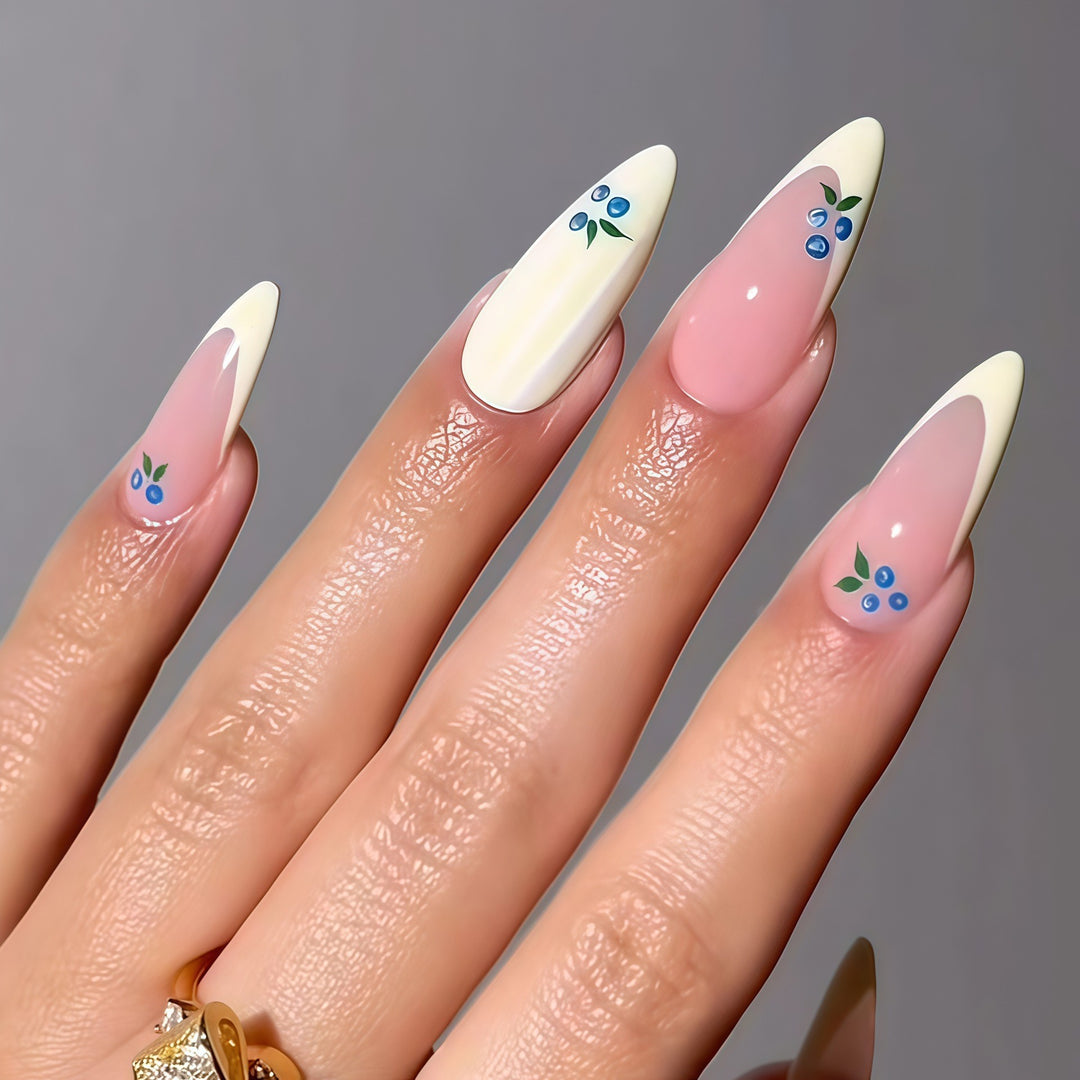 Artistic Floral Design Press-On Nails Stornfield