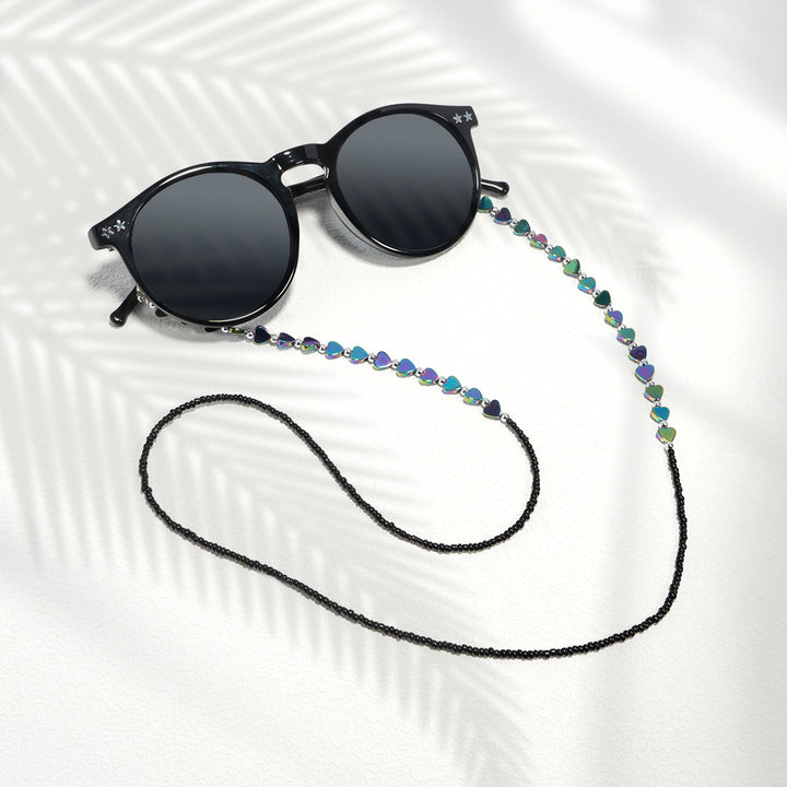 Artistic Heart-Shaped Eyewear Chain Stornfield