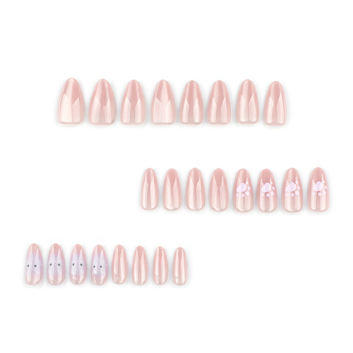 Artificial nail art with animal motifs Stornfield