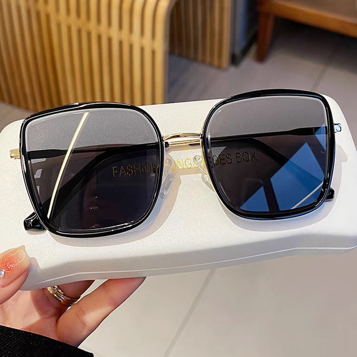 Women's oversized sunglasses with elegant metal frame and polarized lenses Stornfield