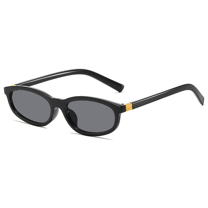 Elegant Vintage-Inspired Sunglasses Stornfield