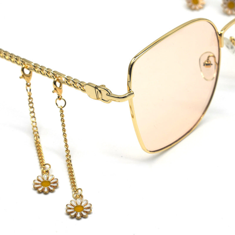 Floral Chain Eyewear Holder Stornfield