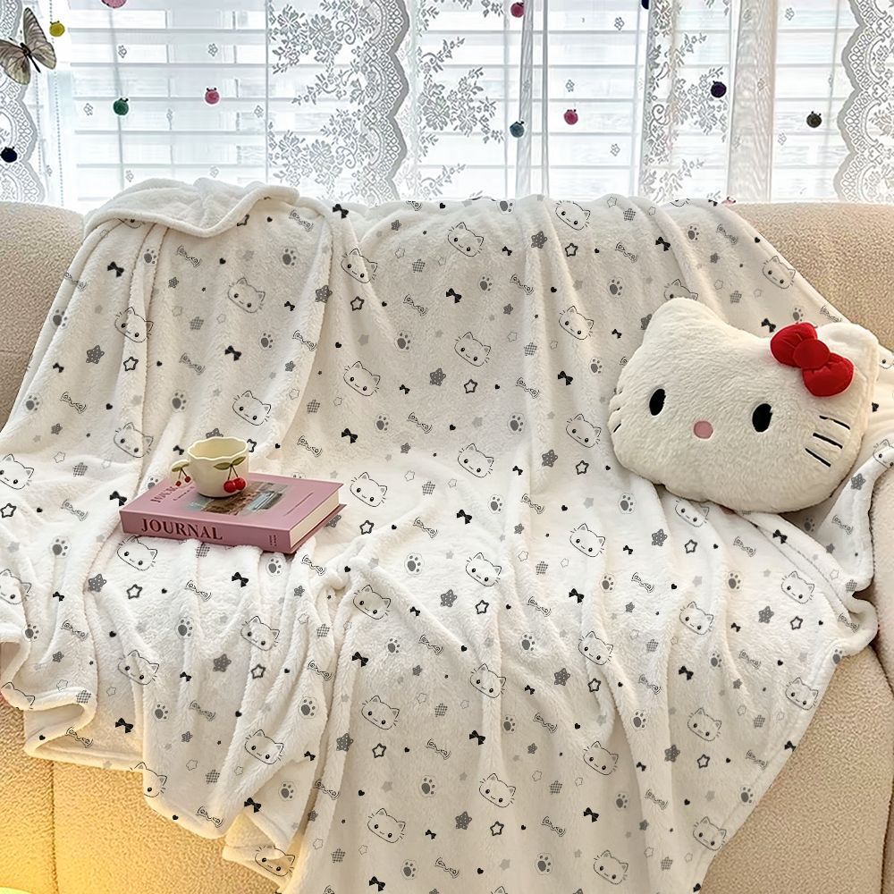 Plush Cartoon Cat-Themed Throw Blanket