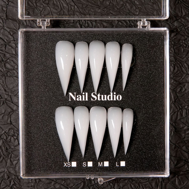 Stiletto-Shaped Press-On Nail Set