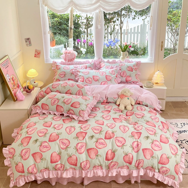 Children's Playful Strawberry Print Bedding Set