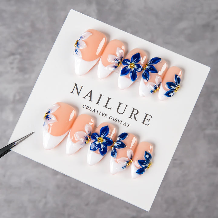 Floral Design Press-On Nails