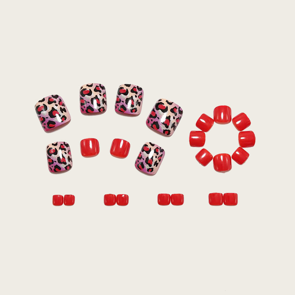 Creative Art Nails in Modern Leopard Look Stornfield