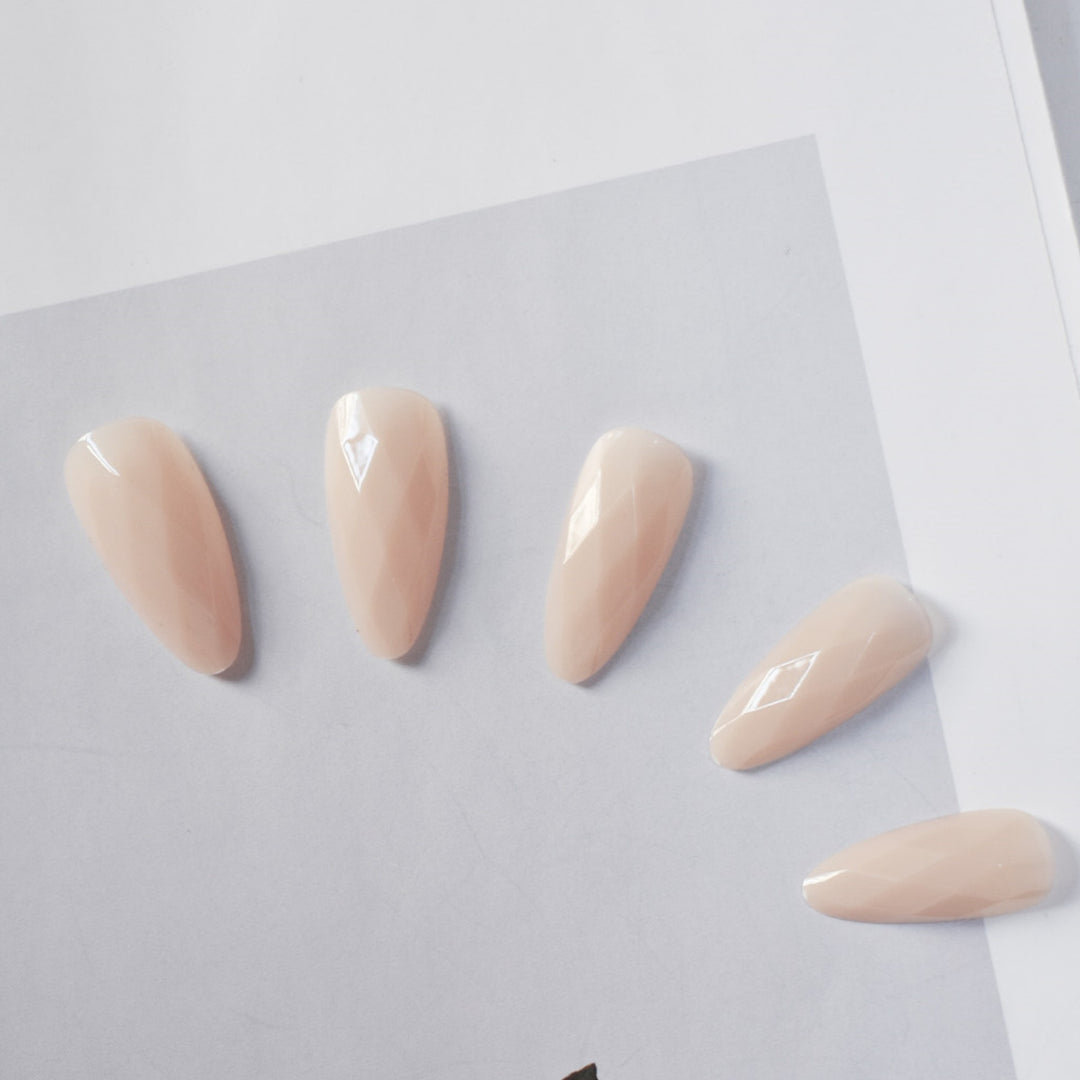 Diamond-Shaped Glossy Nail Extensions Stornfield