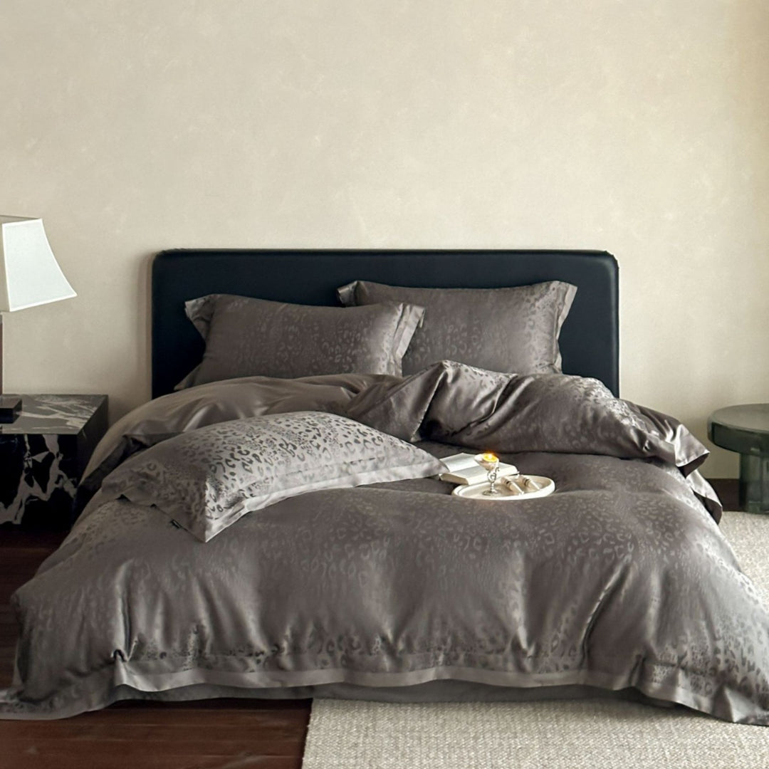 Silky Sateen Jacquard Duvet Cover Bedding Set with Envelope Pillow Shams