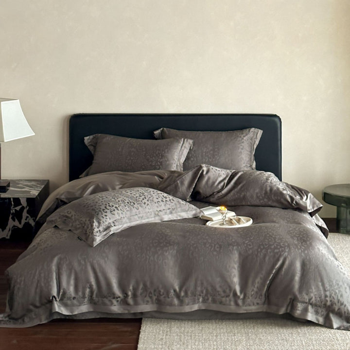 Silky Sateen Jacquard Duvet Cover Bedding Set with Envelope Pillow Shams