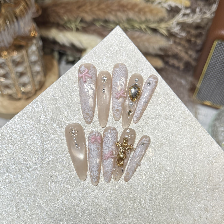 Decorative Press-On Nail Tips Stornfield
