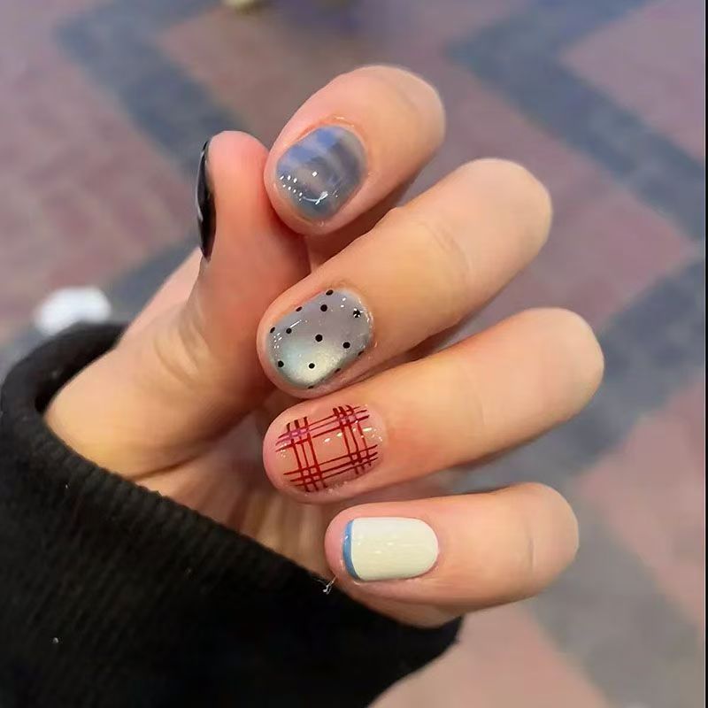 Nail Art Design Stornfield