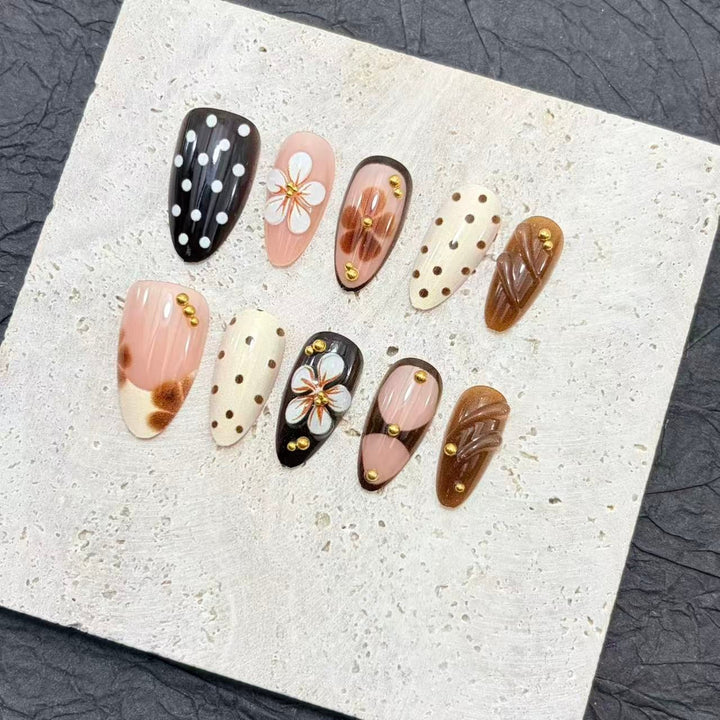 Floral Design Press-On Nail Art Stornfield