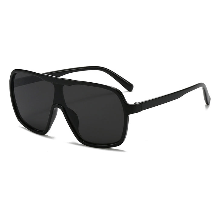 Women oversized fashion sunglasses in retro style Stornfield