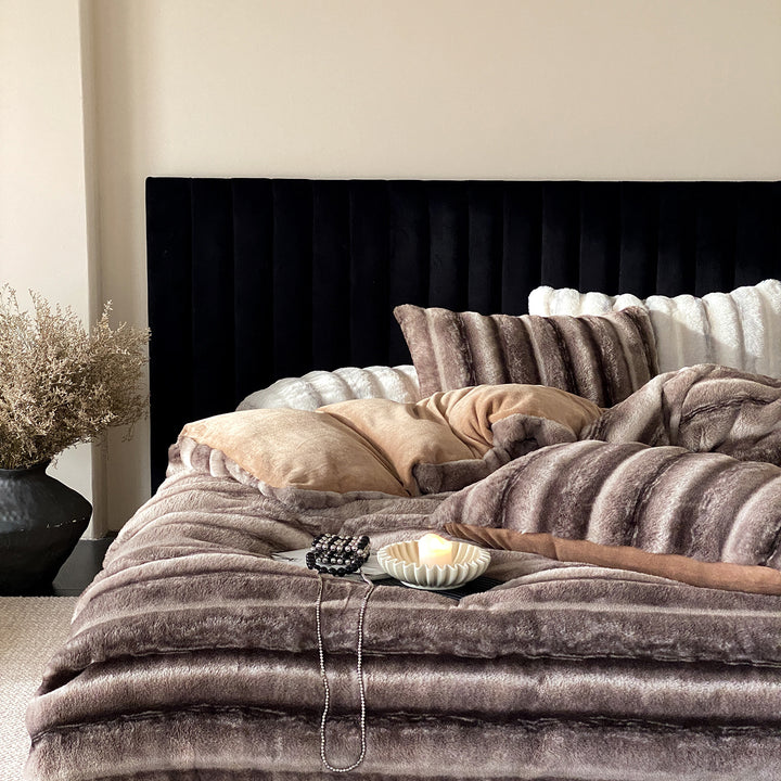 Luxury faux fur blanket with matching ribbed decorative pillow