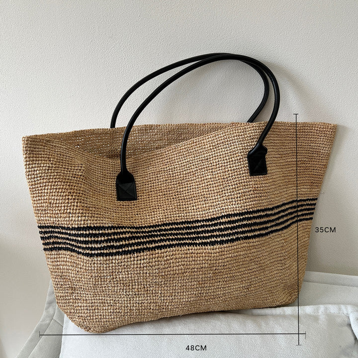 Handmade straw bag with fashionable striped pattern Stornfield