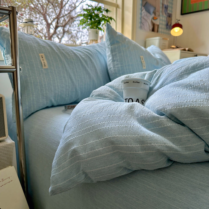 Elegant Textured Bedding Set
